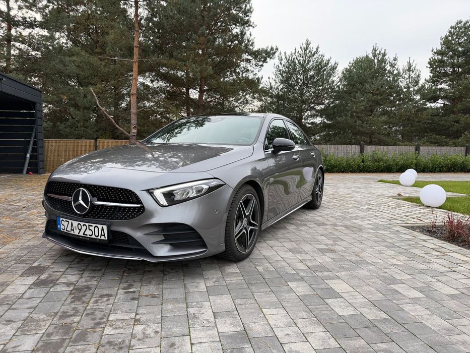 Mercedes-Benz Klasa A Mercedes a220 4matic AMG line bogato wyposażony