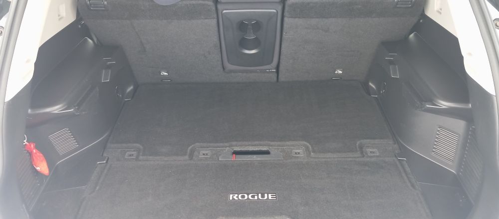 Продам Нісан рог 2018р sv awd