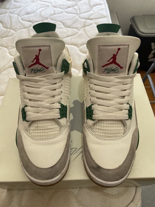 Air Jordan 4 Retro SP
