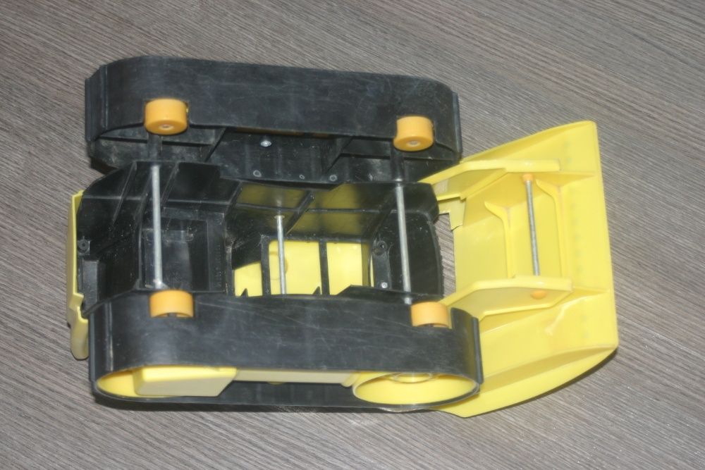 Бульдозер трактор Toy State САТ б/у 37 см пластик