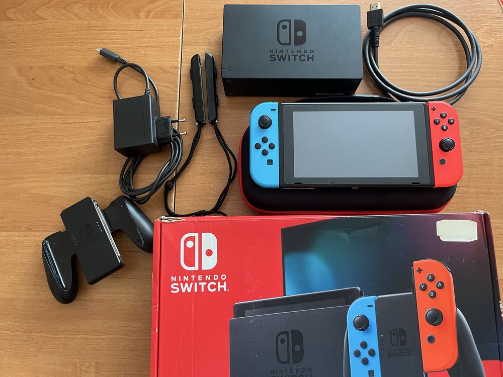 Nintendo Switch v2 повний комлект+кейс+microsd 128gb