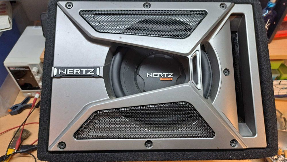 Hertz subwoofer 500 watts 4 ohms