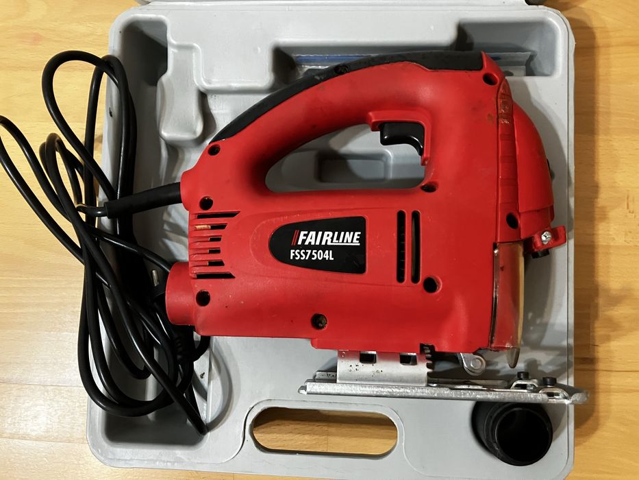 Лобзик електричний Fairline FSS7504L