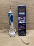Szczoteczka elektryczna Oral B + 2 końcówki