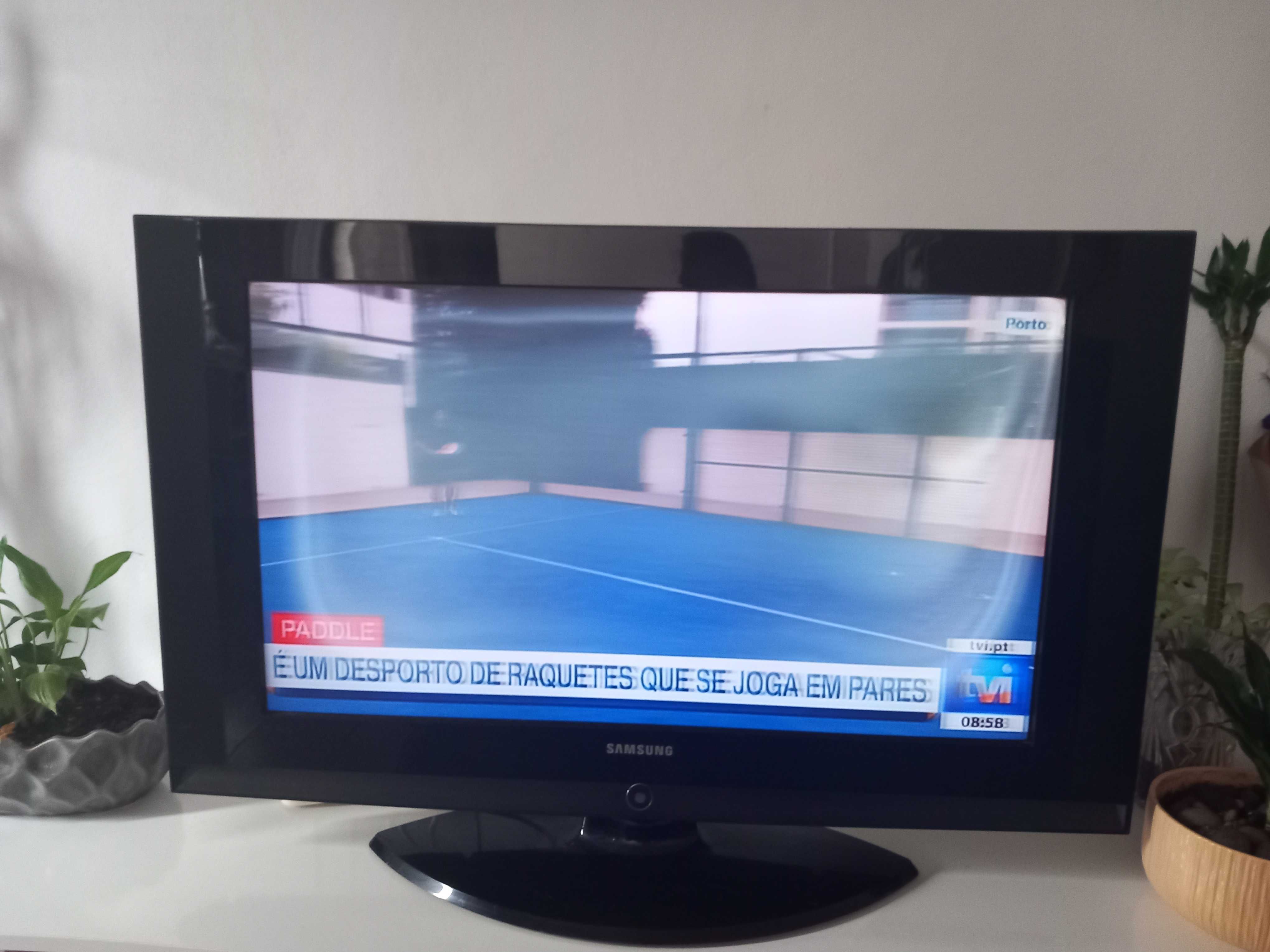 Varias televisões para venda