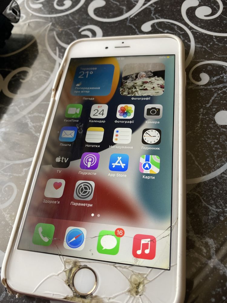 Iphone 6s plus не звичаний !