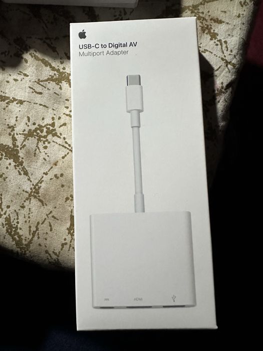 Apple multiport adapter