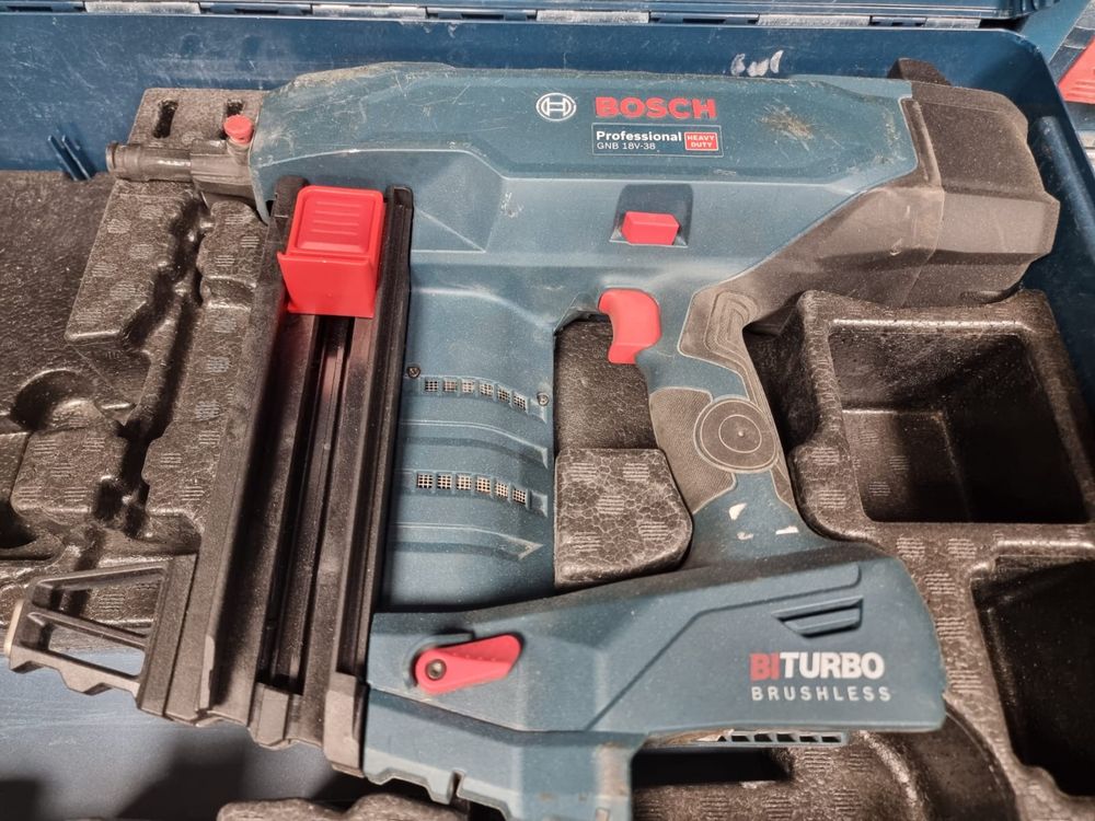 Pistola de pregos para betao Bosch GNB 18-38 V