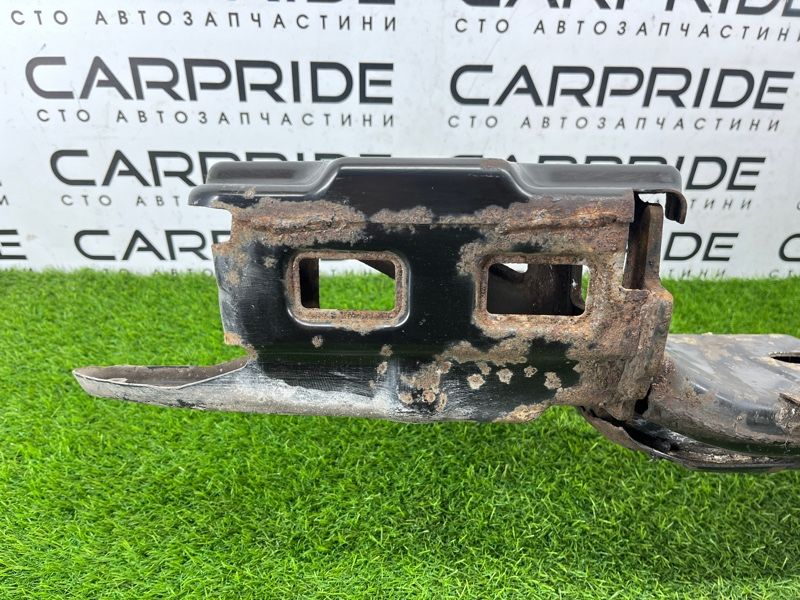 Усилитель бампера задний Volkswagen Amarok 1 2.0 2012