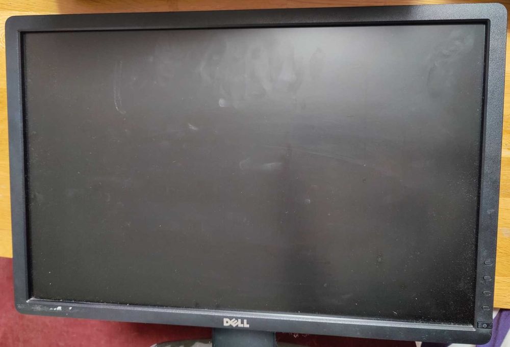 Monitor Dell E2213c - DVI + D-Sub (VGA)