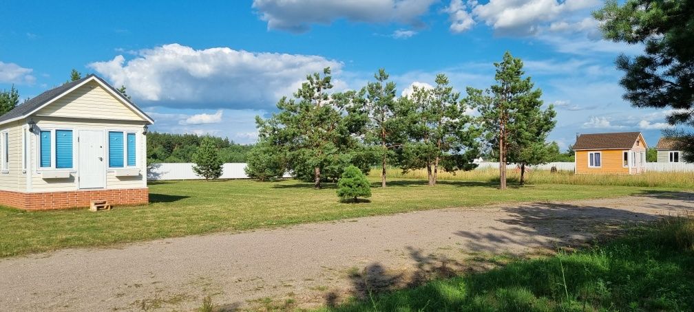 Правый берег , 9 соток , метро Вокзальная .