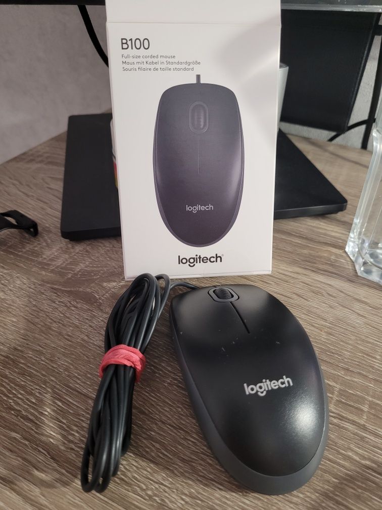 Мышка Logitech B100Black USB