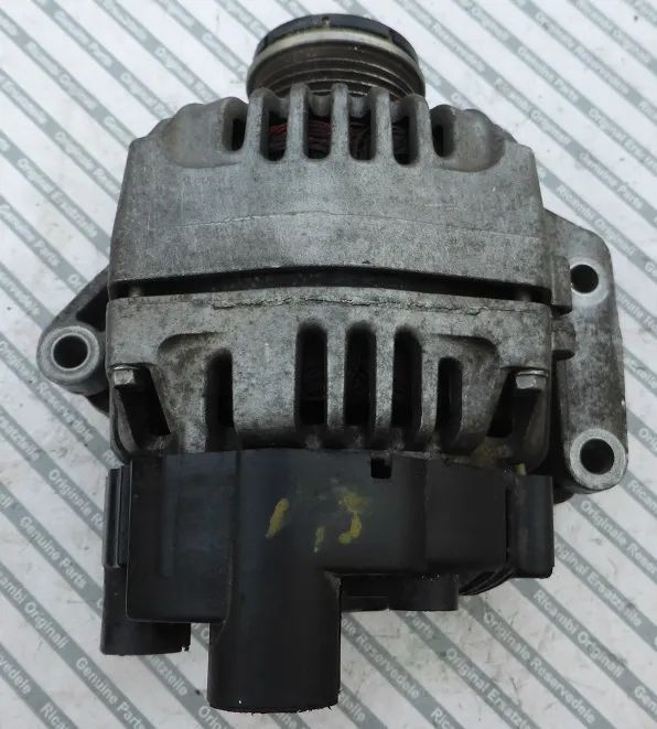 FIAT GRANDE PUNTO 1.3 ALTERNATOR 90A 46823547