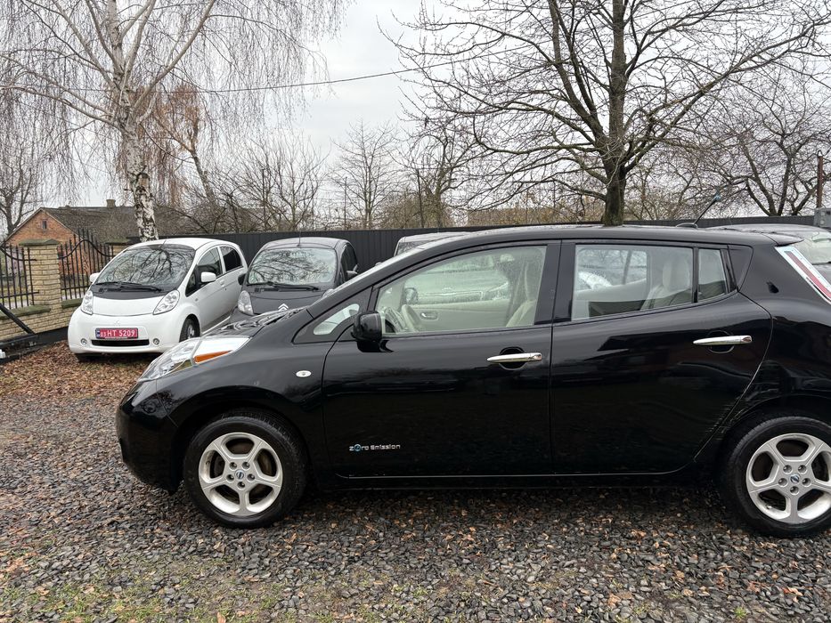Nissan Leaf 2012