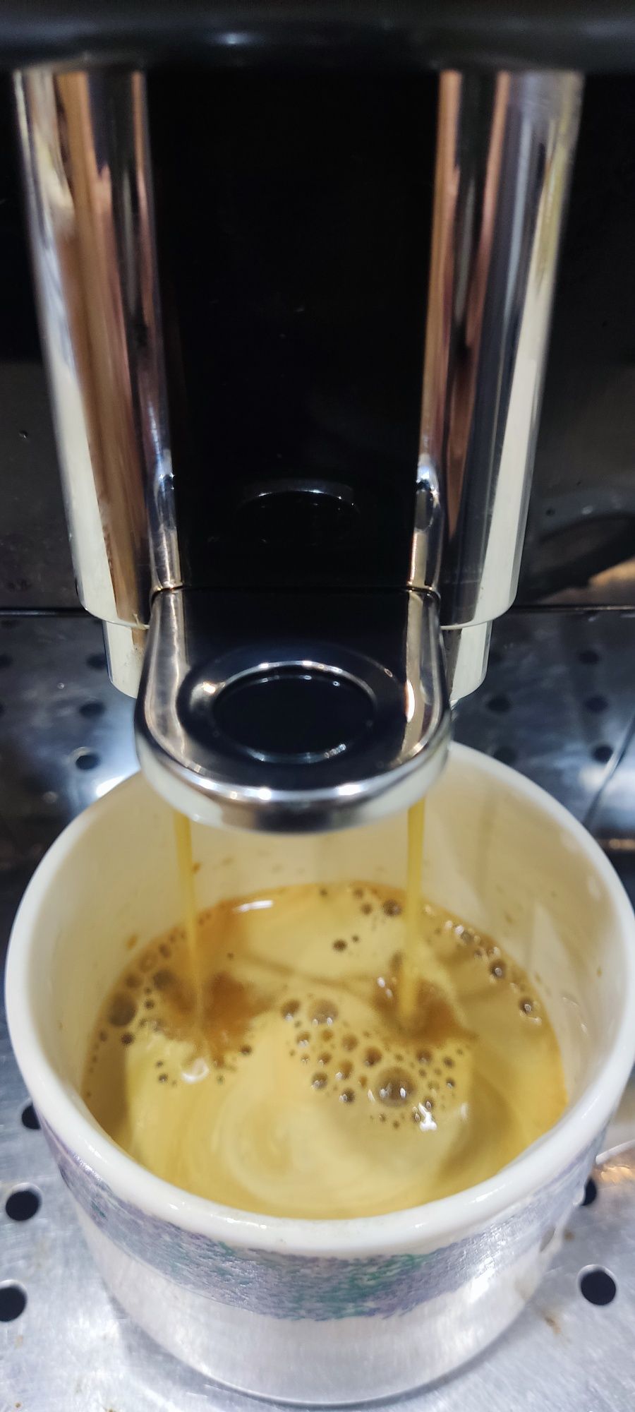 Кофемашина Delonghi Magnifica S 2021год