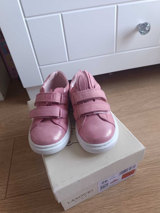 Buty dla dziewczynki