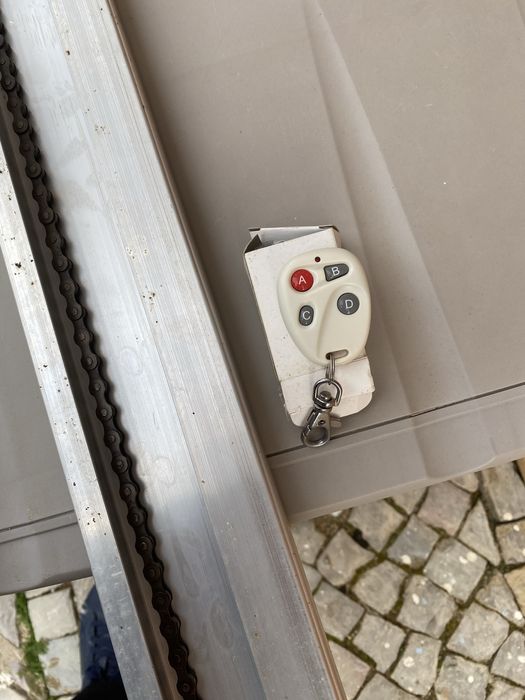 Motor de portao de garagem