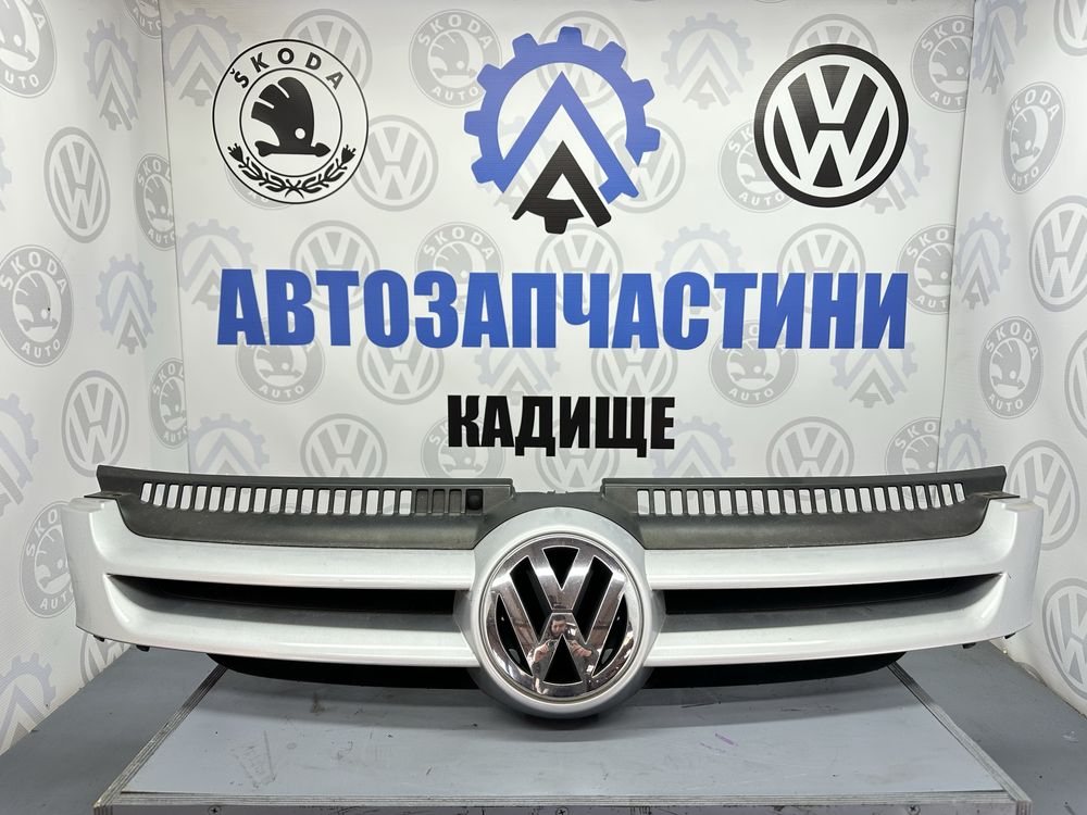 Решітка радіатора Гольф Плюс, решітка бампера Golf Plus 2005-2009
