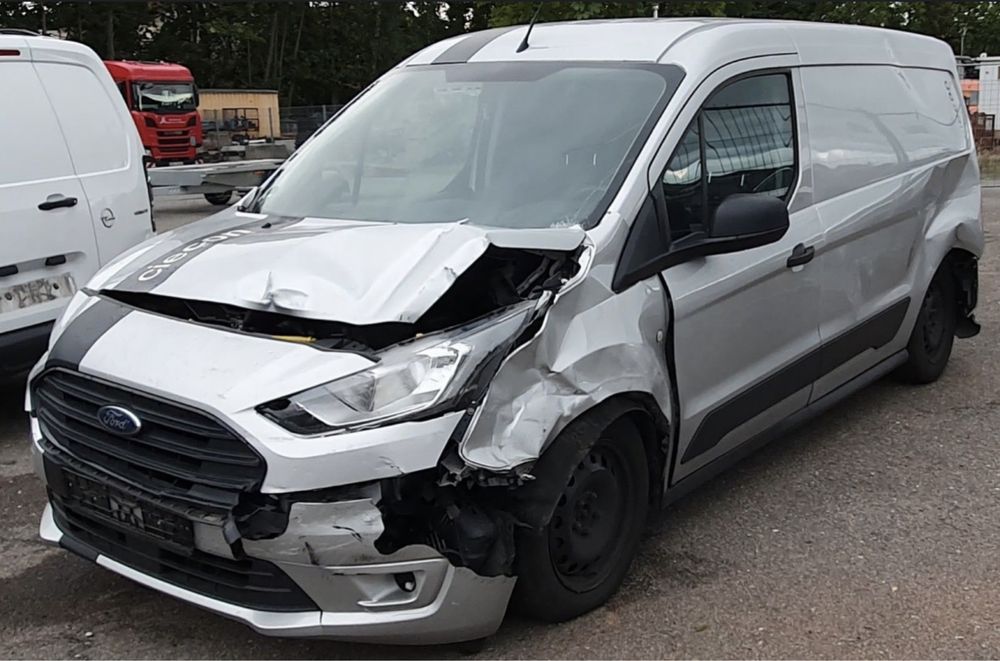 Ford Transit Connect 2019 long uszkodzony zdekompletowany