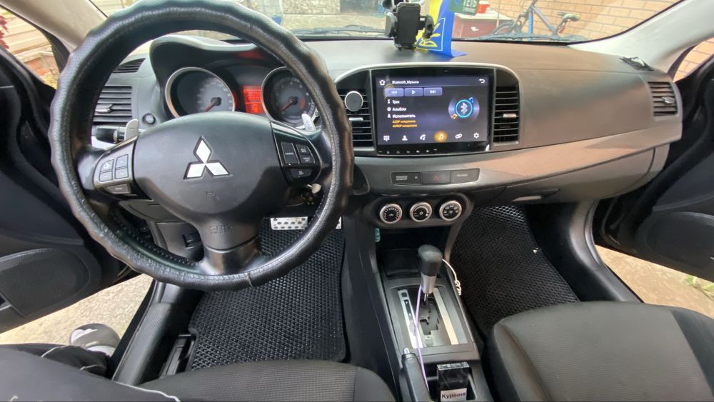 Mitsubishi Lancer 10