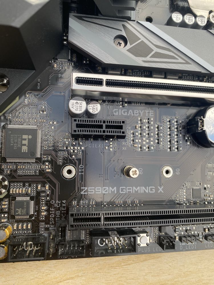 Intel core i7 10700kf + Gigabyte Z590M Gaming X топовый комплект интел