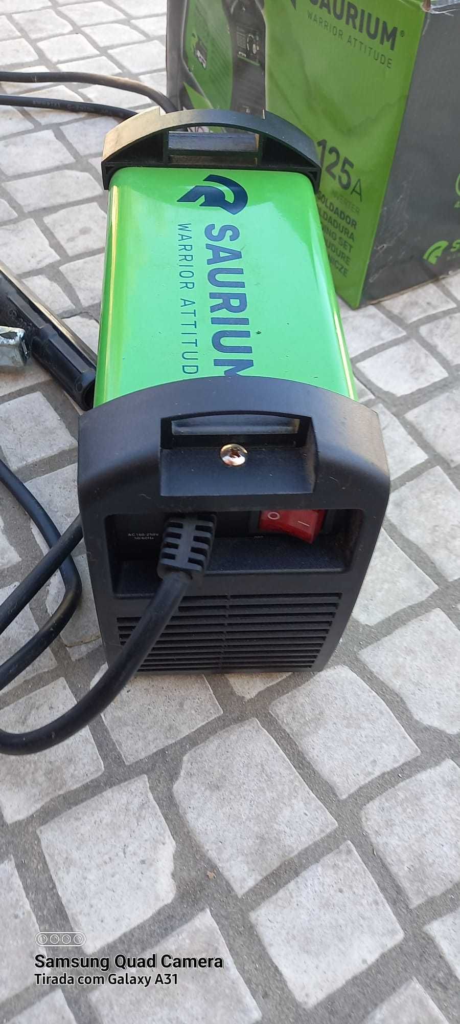 Máquina de Soldar MMA-125A 125A + Capacete Macfer NOVO + Elétrodos