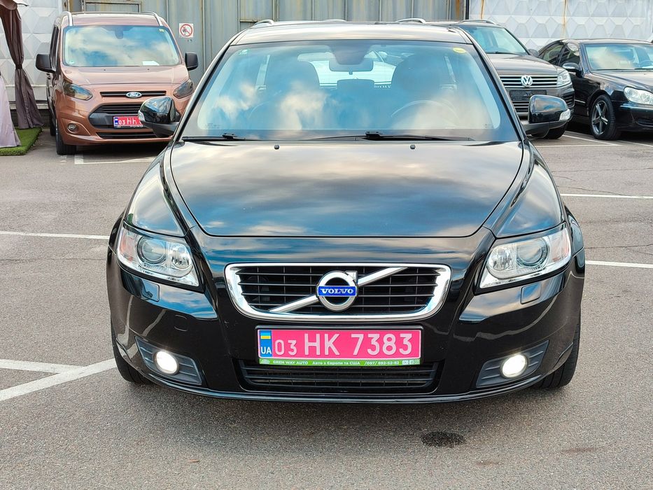 Volvo V50 2,0 D3 автомат 2012рік з Швейцарії
