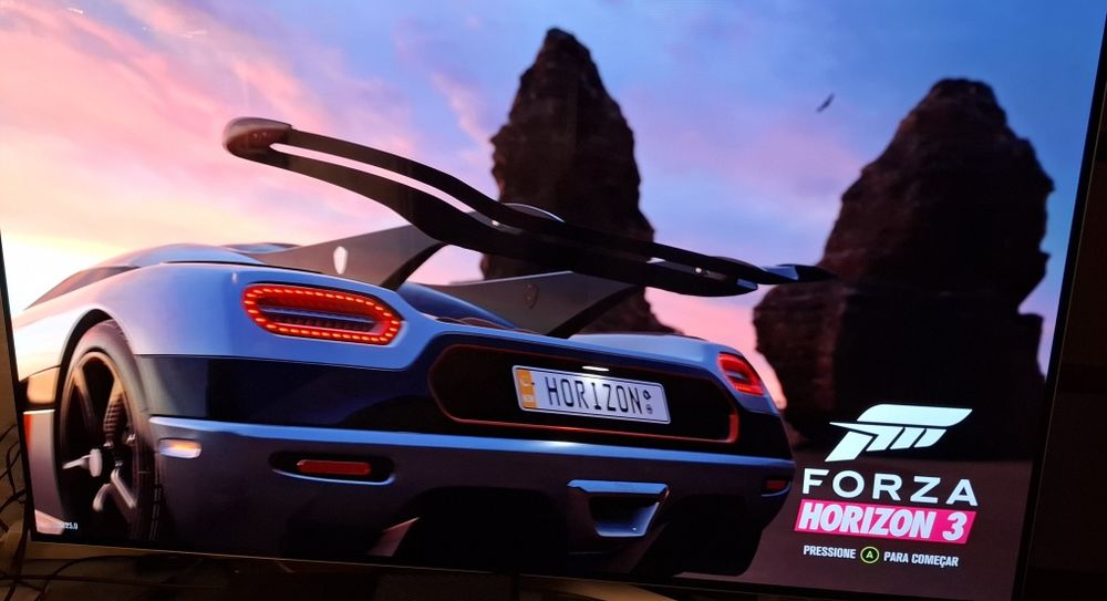 Xbox One 500Gb + 3 Jogos