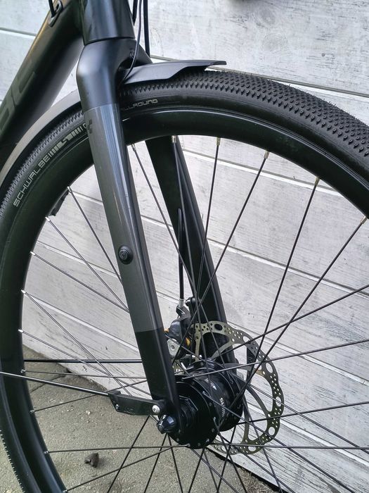 CUBE Nuroad gravela 2x8 Claris stan BDB