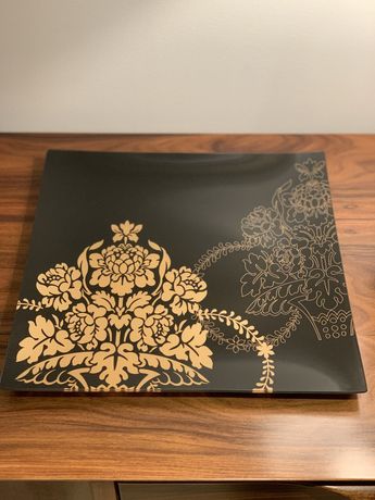 Prato tabuleiro cristal preto e dourado