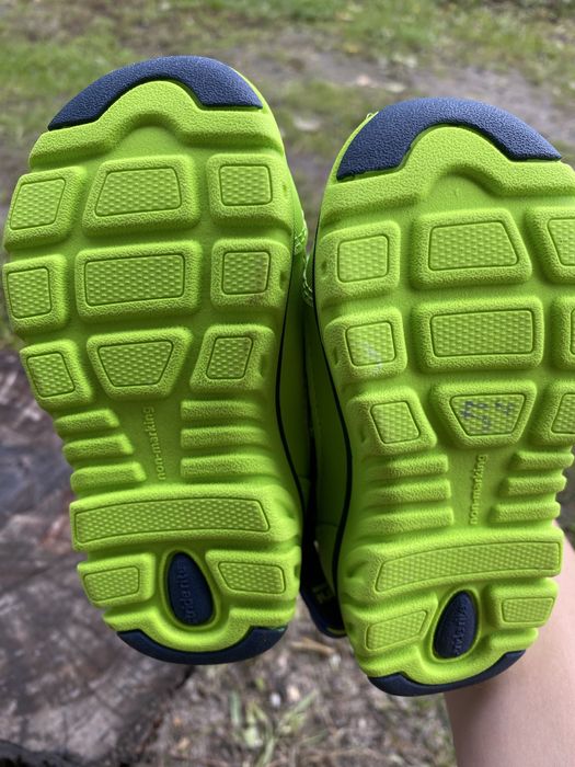 Взуття демісезонне, осінь-весна розмір 21-22