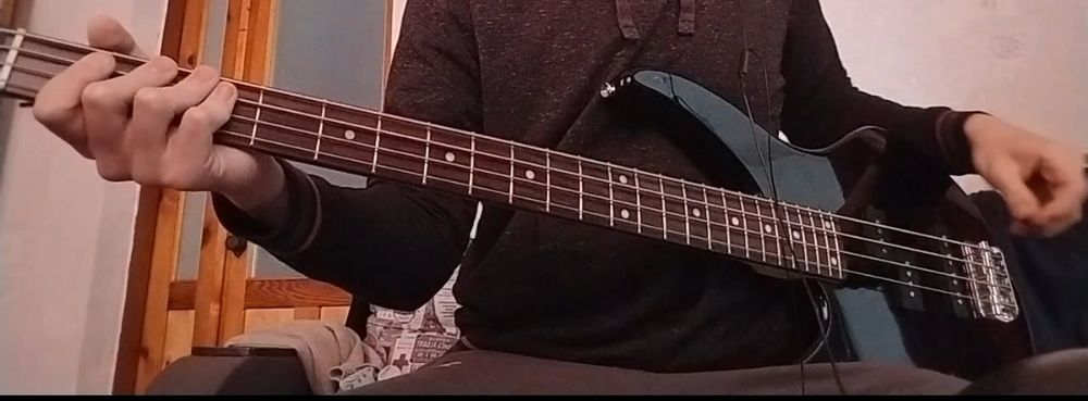 Бас-гітара YAMAHA TRBX-174