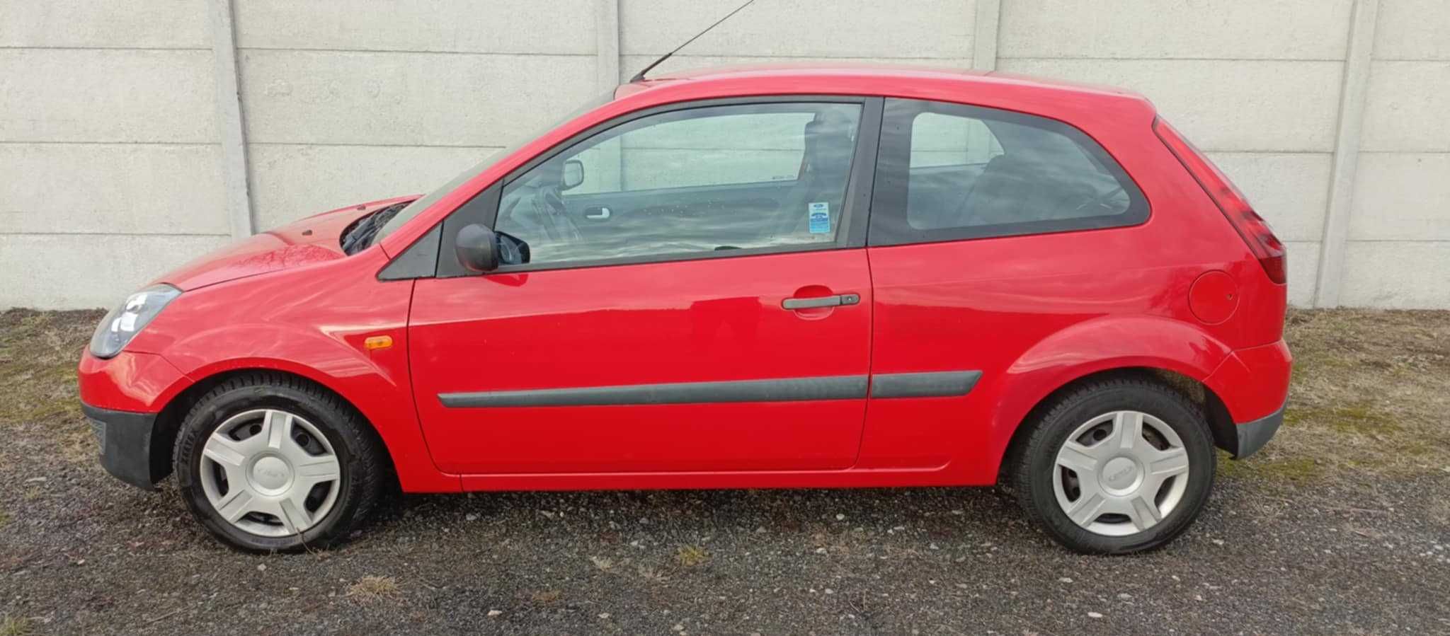 Sprzedam forda fieste 1.4 tdci 2006r.
