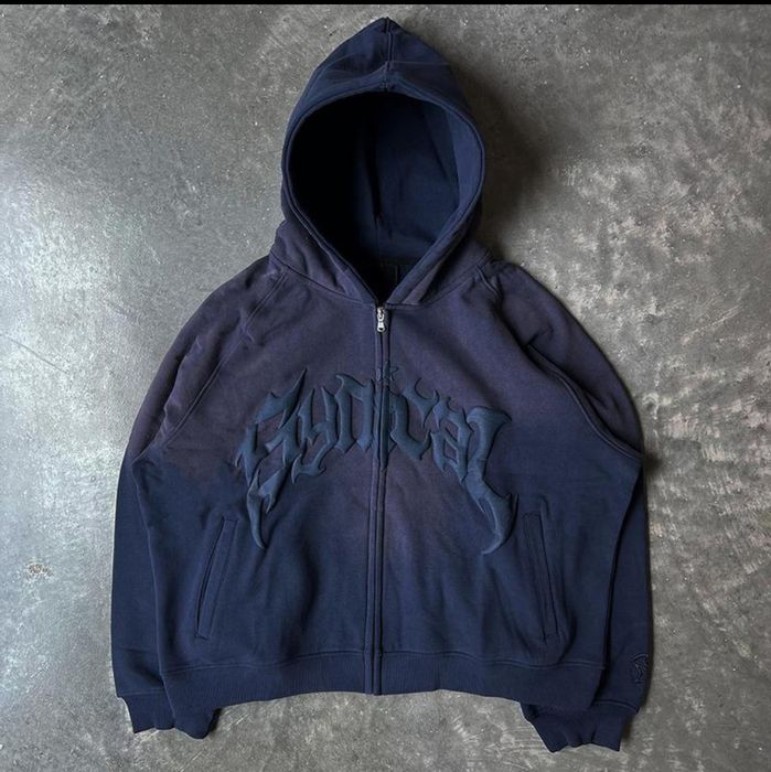 Світшот з цікавим принтом