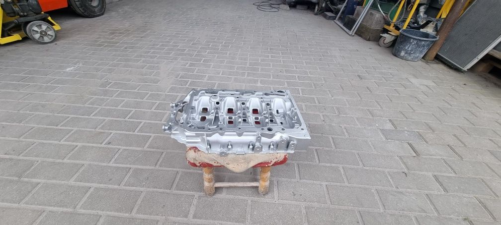 Górną część miski oleju Audi A3 8V