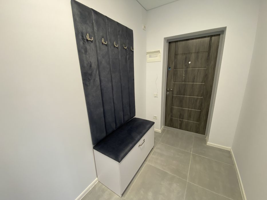 2 кімнатна квартира з ремонтом в Центрі