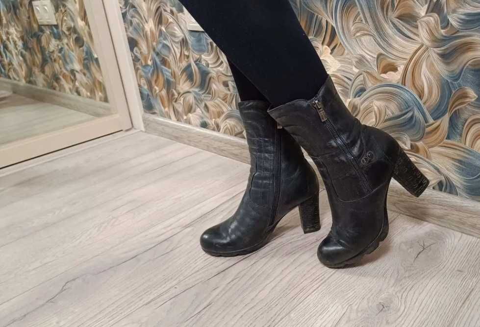 Полусапожки женские