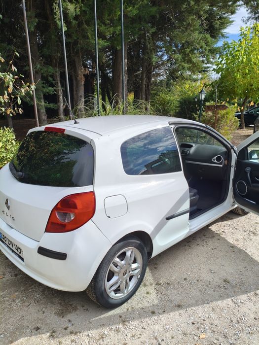 Vendo Clio comercial impecável
