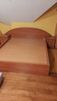 Łóżko drewniane z wkładem na materac 160x200 + dwie szafki nocne