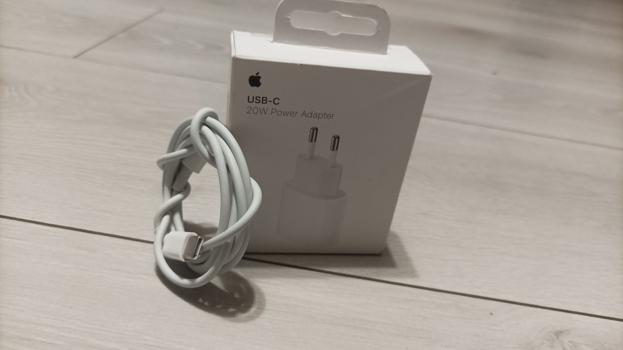 Ładowarka z kablem Apple