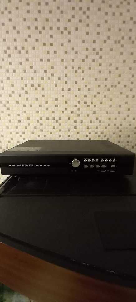 Продам Записывающие устройство  для видеонаблюдения DVR на 4 камеры