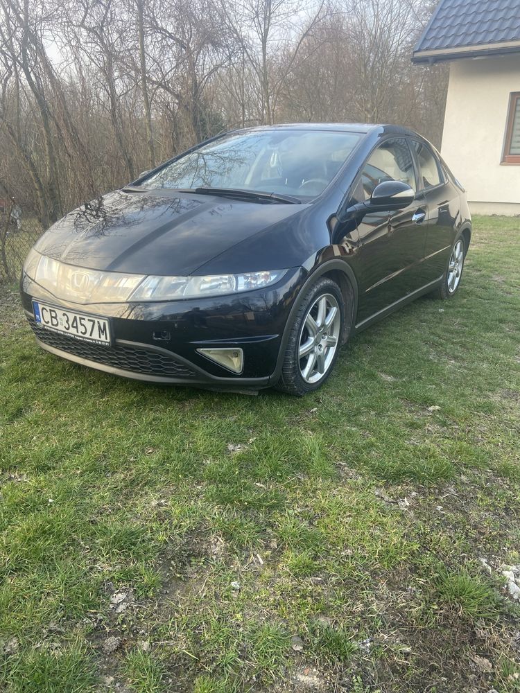 Honda Civic VIII 1.8 V-Tec