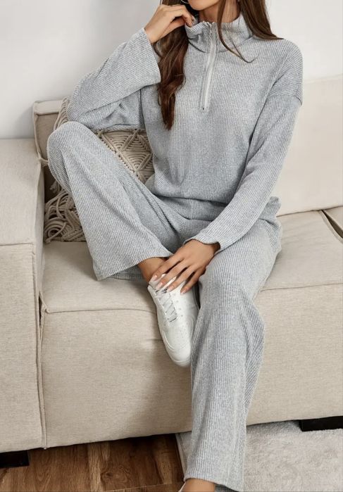 Костюм повсякденний