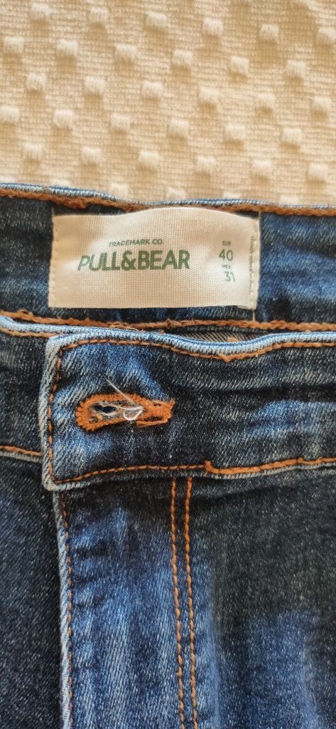 Calças de ganga escura Pull & Bear
