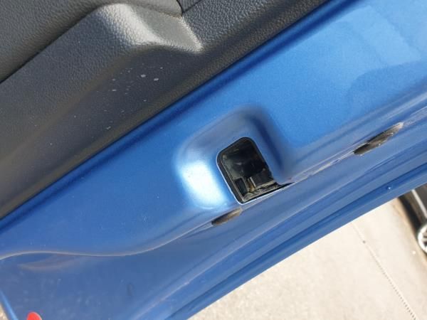 Fechadura / fecho porta frente direito SKODA Rapid Spaceback (NH1)