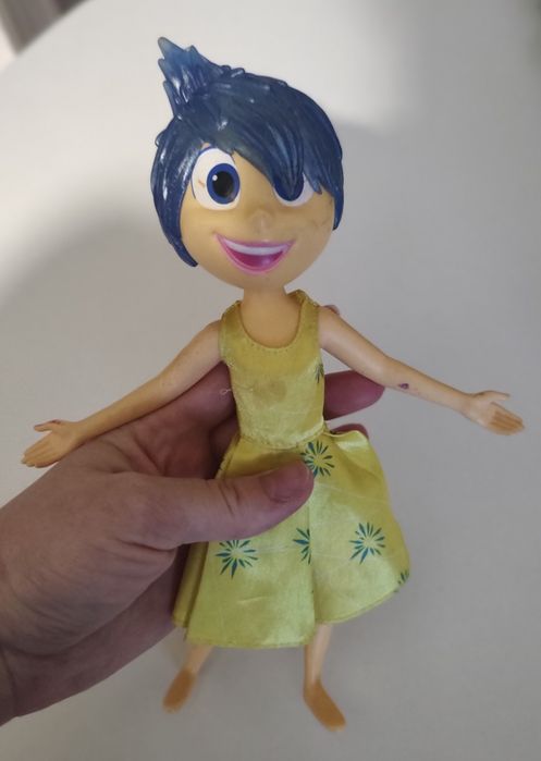 Думками на виворіт оригінал Disney