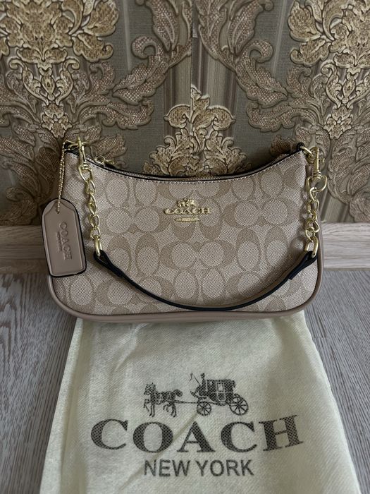 Жіноча сумка Coach Teri
