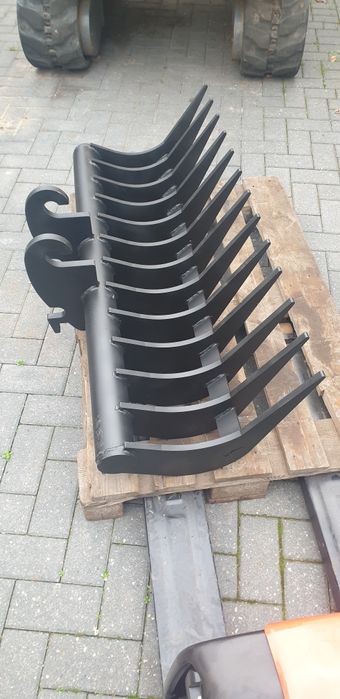 Grabie skarpowe do koparki zrywak do korzeni