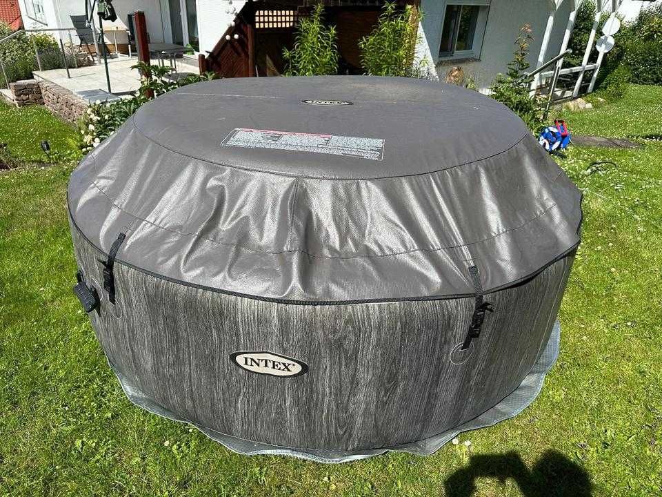 Basen jacuzzi Intex PureSpa Greywood dla 6 osób