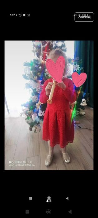 Sukienka czerwona welurowa r,110/116 święta